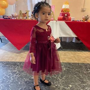 Meet your Posher, Nely